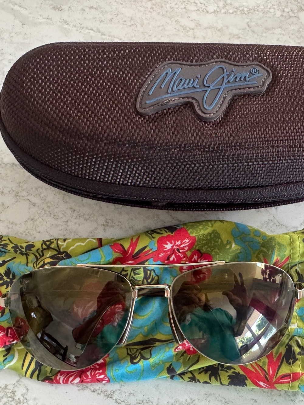 Vintage Maui Jim Brown Aviator Sunglasses with Case